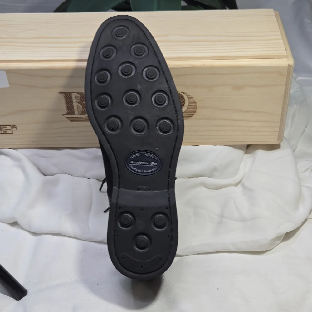 ANATOMIC GEL Classic Black Leather Oxfords